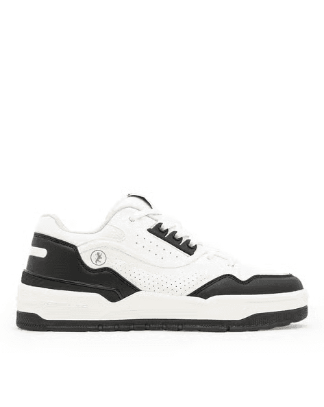 Unoptimized sneaker listing